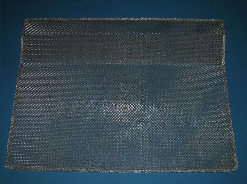 Fettfilter. L: 46,7cm. B: 35,5cm.