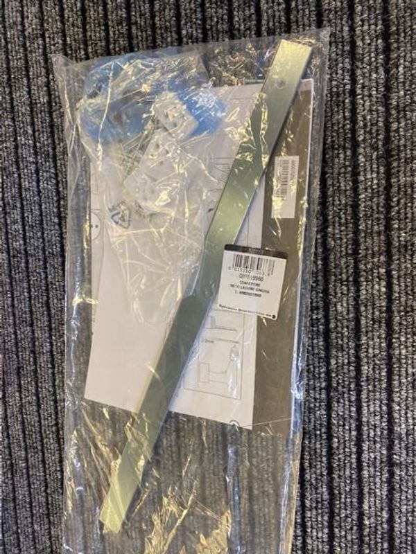 C00519960 Installation kit